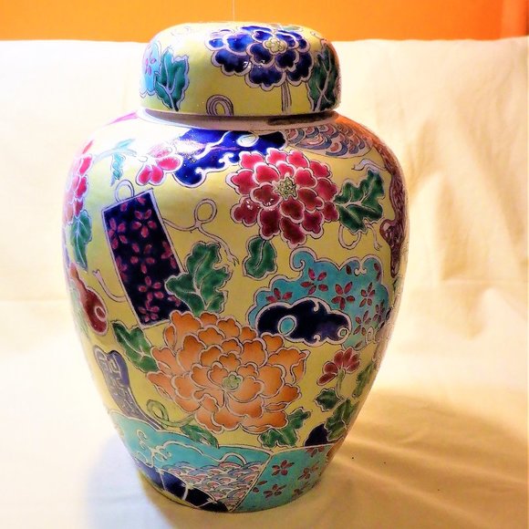 *** ASIAN Ceramic Decorative CONTAINER *** in Stunning Design - Picture 3 of 7